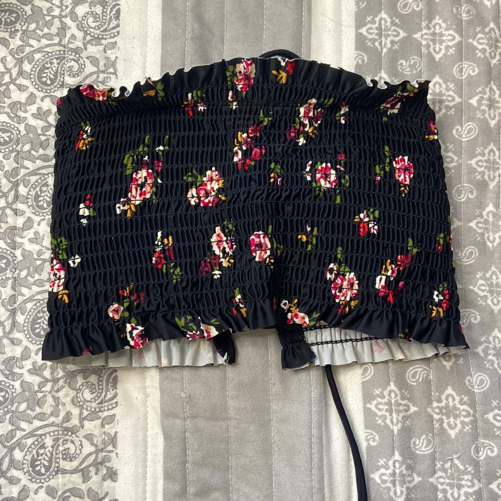 xhilaration MEDIUM SWIM TOP STRAPLESS